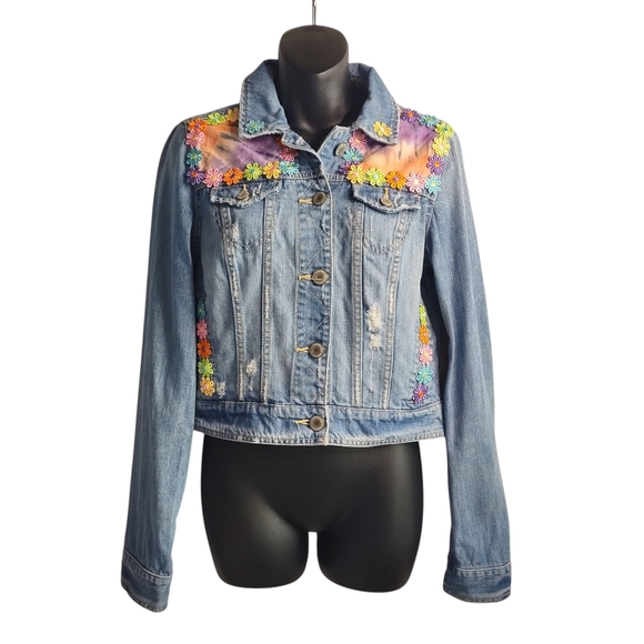 American Eagle Jean Jacket Women's Blue Embroidered Button Up Size Medium - Picture 1 of 10